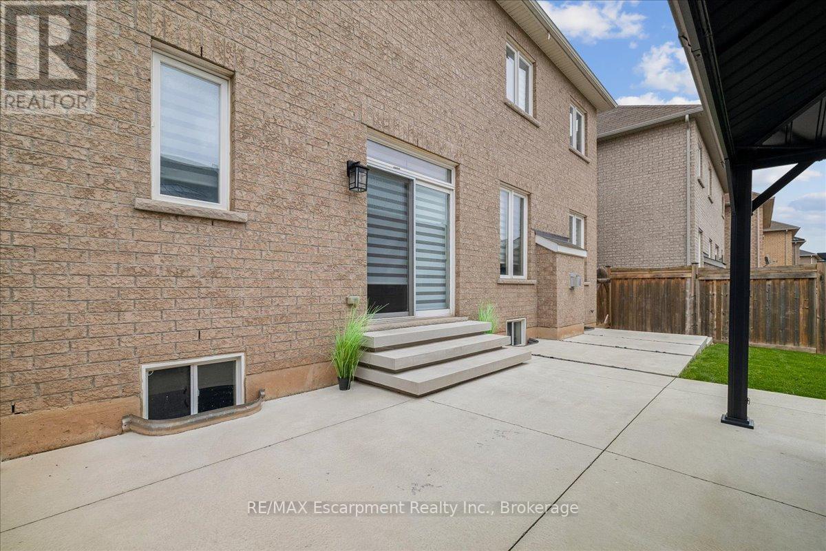 2400 Spring Meadow Way, Oakville, Ontario  L6M 0R6 - Photo 46 - W13113558