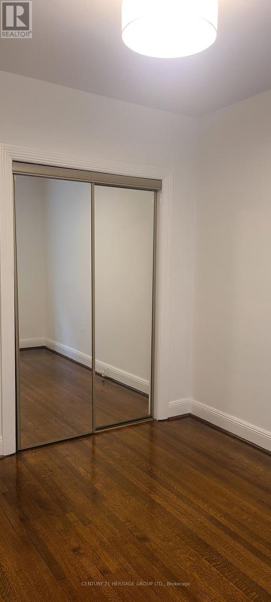 Main - 978 Avenue Road, Toronto, Ontario  M5P 2K8 - Photo 14 - C13107074