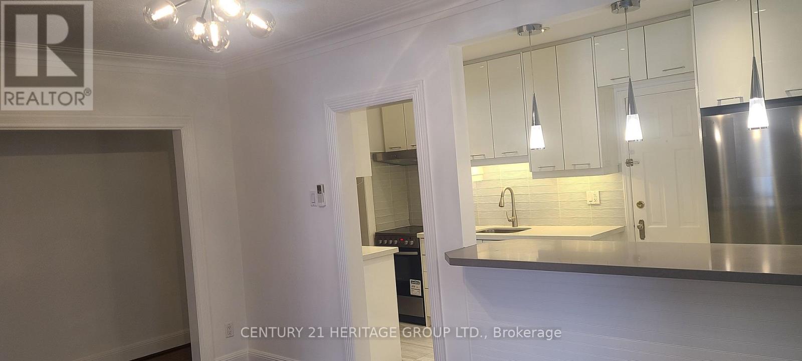 Main - 978 Avenue Road, Toronto, Ontario  M5P 2K8 - Photo 15 - C13107074