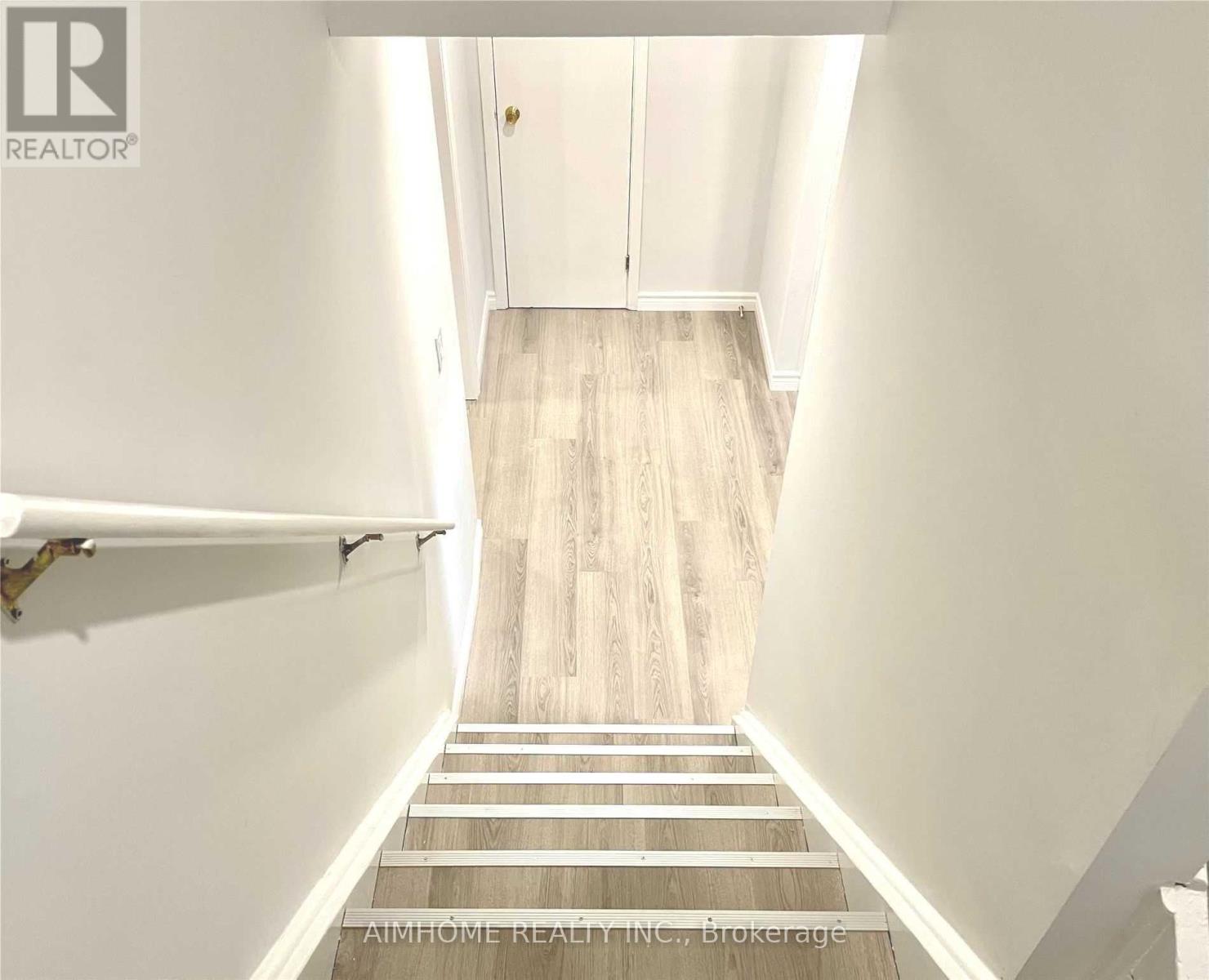 180 Valley Stream Drive, Toronto, Ontario  M1V 2A5 - Photo 10 - E13108776