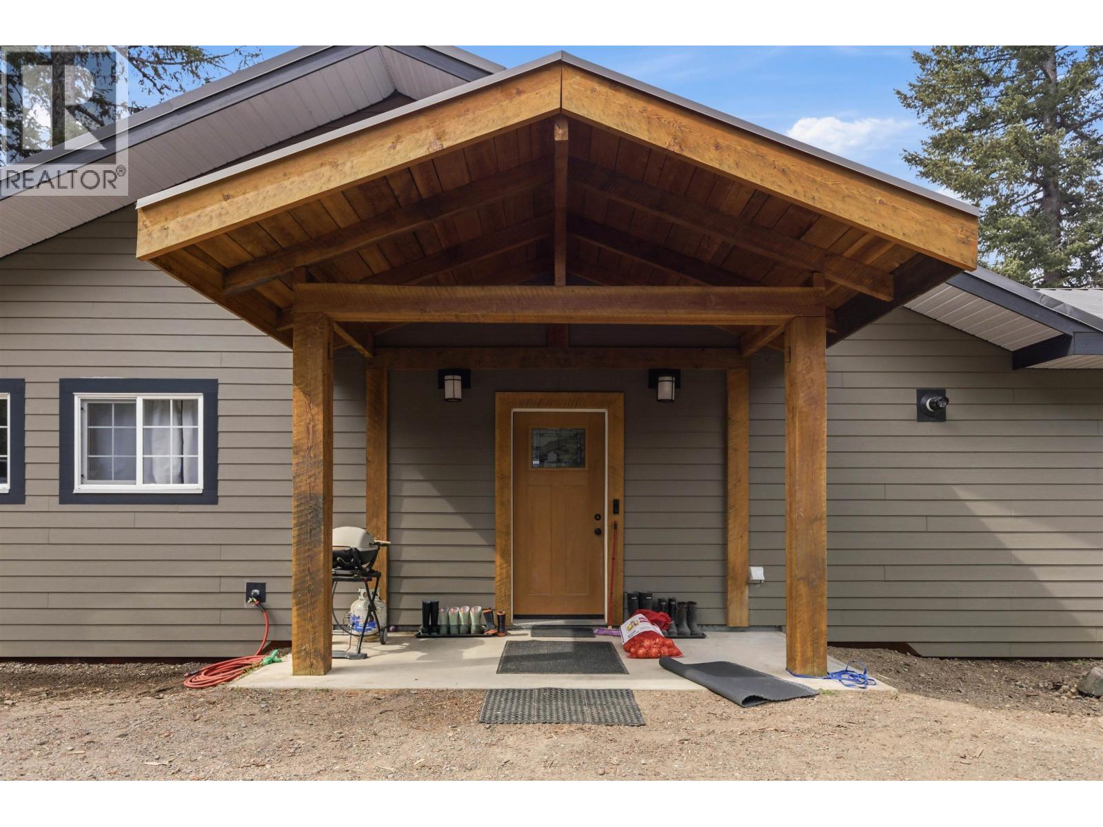 3420 Little Lake Road, Likely, British Columbia  V0L 1N0 - Photo 25 - R3122172