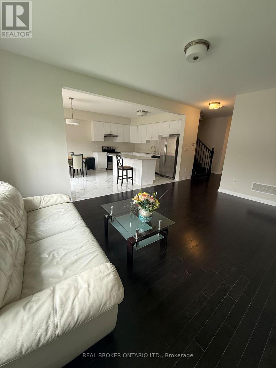 Room B,c,d,e - 3143 Searidge Street, Severn, Ontario L3V 0Y4 - Photo 4 - S13066028