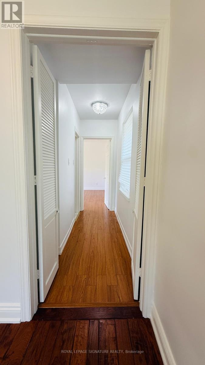 2140 Munden Road, Mississauga, Ontario  L5A 2R2 - Photo 2 - W13112152