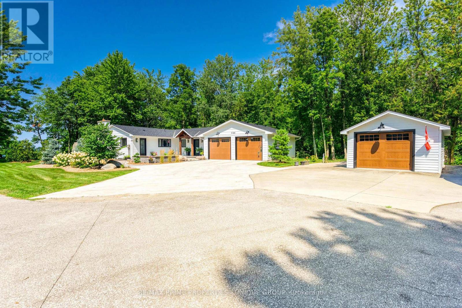 5168 Lakeshore Road, Plympton-Wyoming, Ontario  N0N 1J6 - Photo 14 - X12898270
