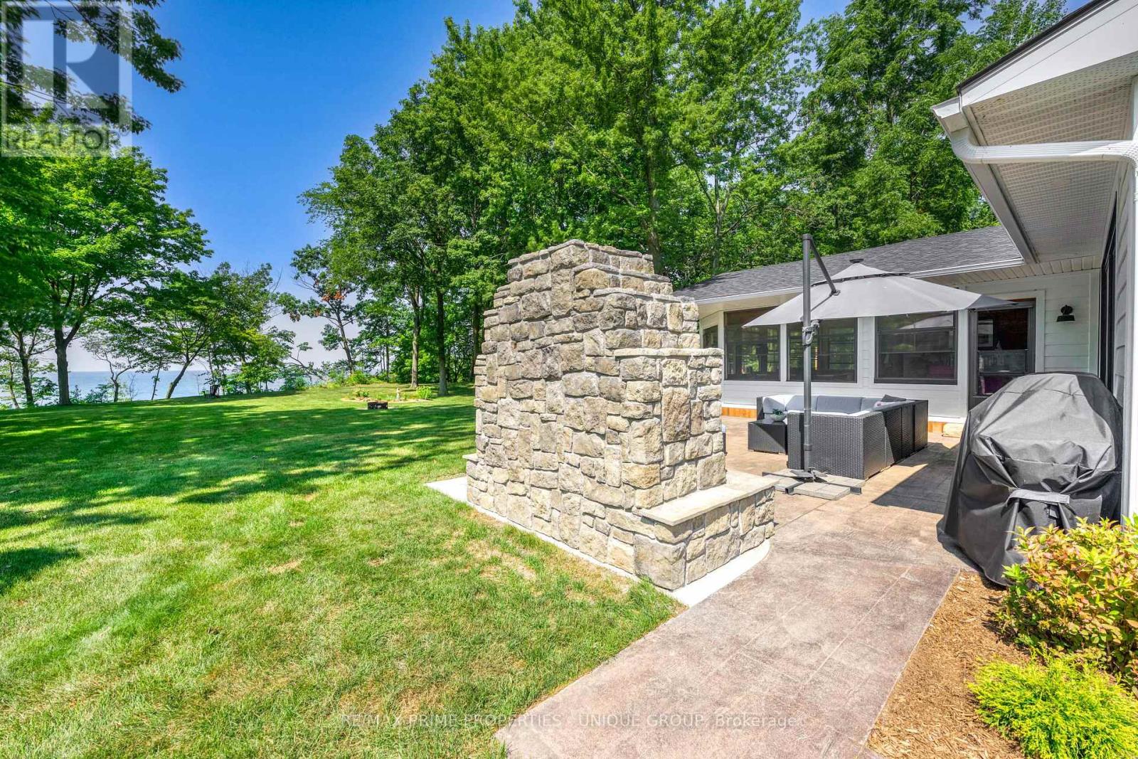 5168 Lakeshore Road, Plympton-Wyoming, Ontario  N0N 1J6 - Photo 35 - X12898270
