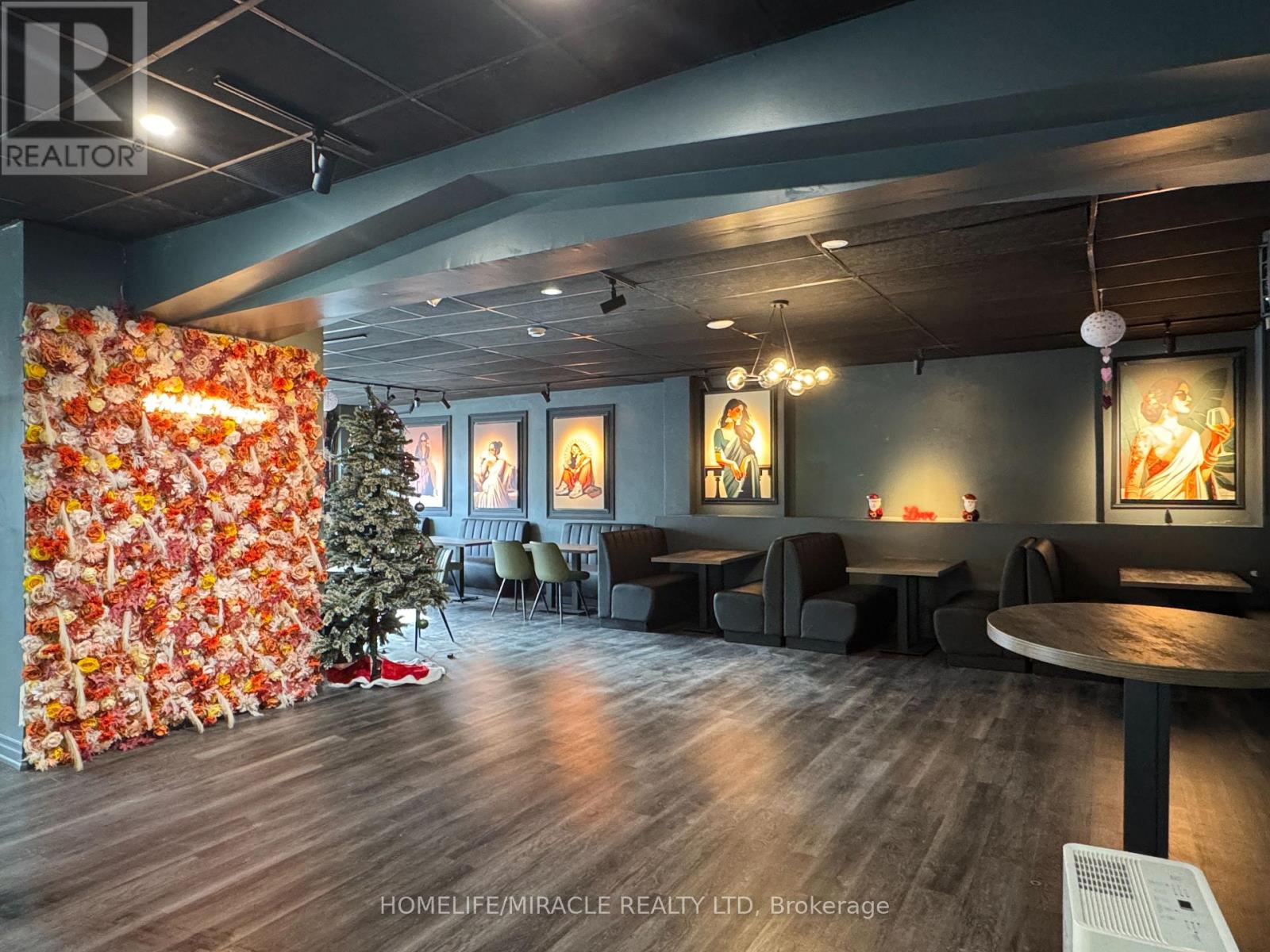 6092 Main Street, Niagara Falls, Ontario  L2G 5Z9 - Photo 6 - X13049550