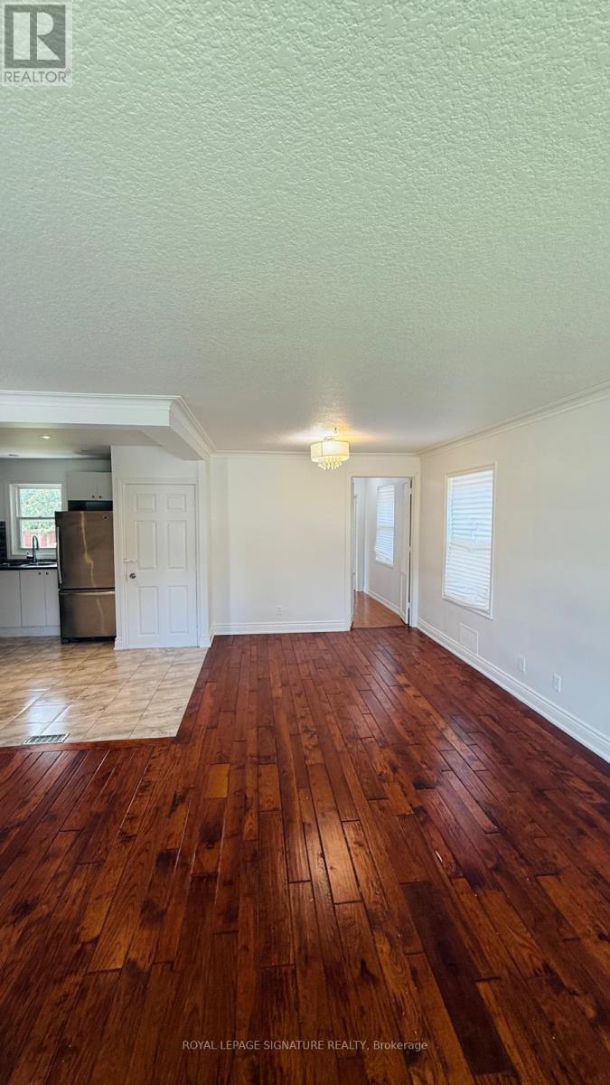 2140 Munden Road, Mississauga, Ontario  L5A 2R2 - Photo 4 - W13112152