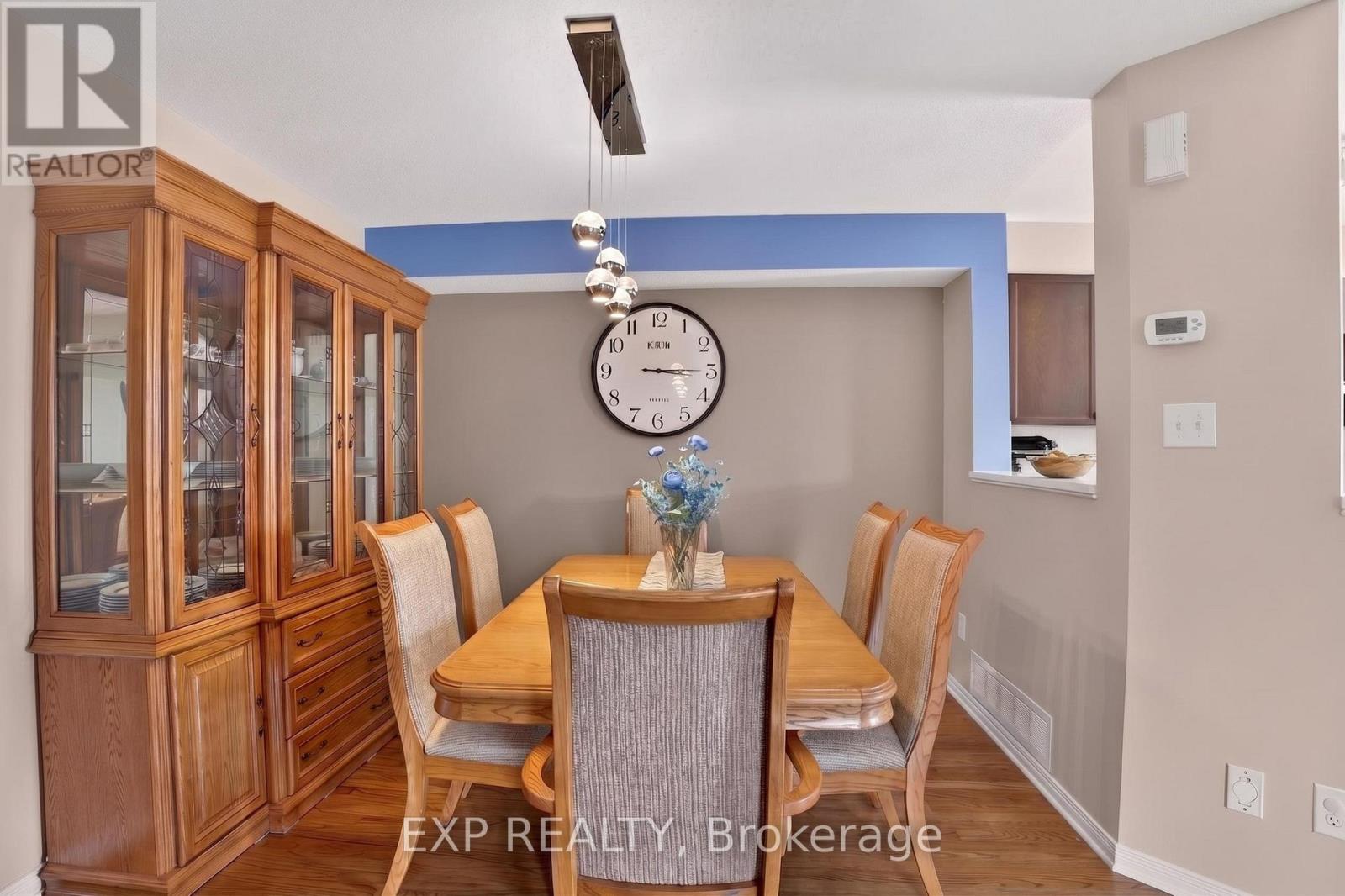 301 Brigitta Street, Ottawa, Ontario  K2S 0H8 - Photo 7 - X13036632