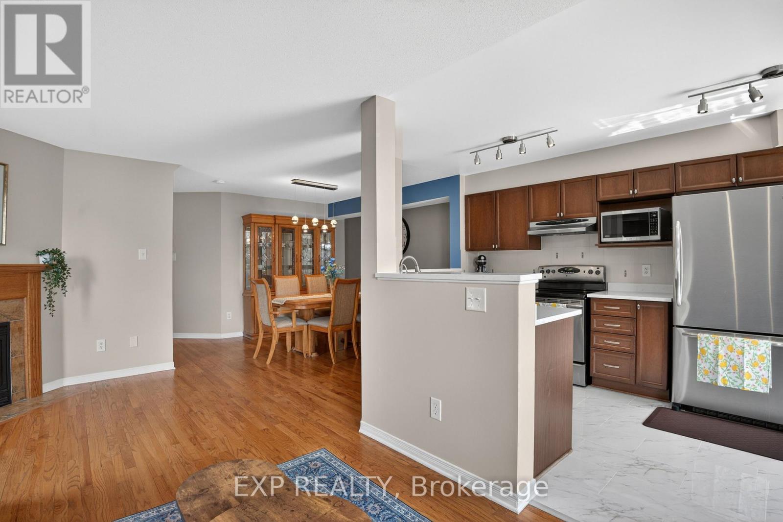 301 Brigitta Street, Ottawa, Ontario  K2S 0H8 - Photo 8 - X13036632