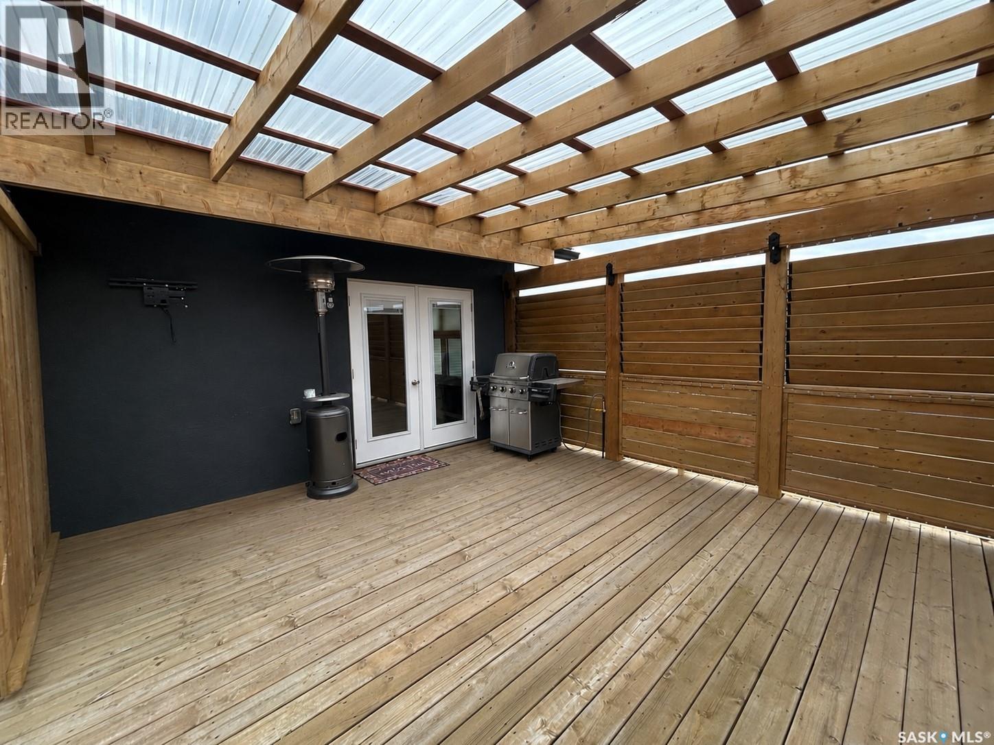 214 Elizabeth Street, Melfort, Saskatchewan  S0E 1A0 - Photo 3 - SK035251