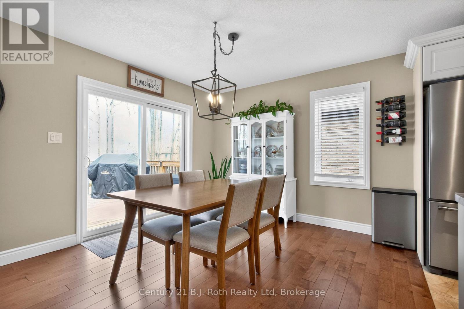 24 Hunter Avenue, Tay (Victoria Harbour), Ontario  L0K 2A0 - Photo 13 - S13113650