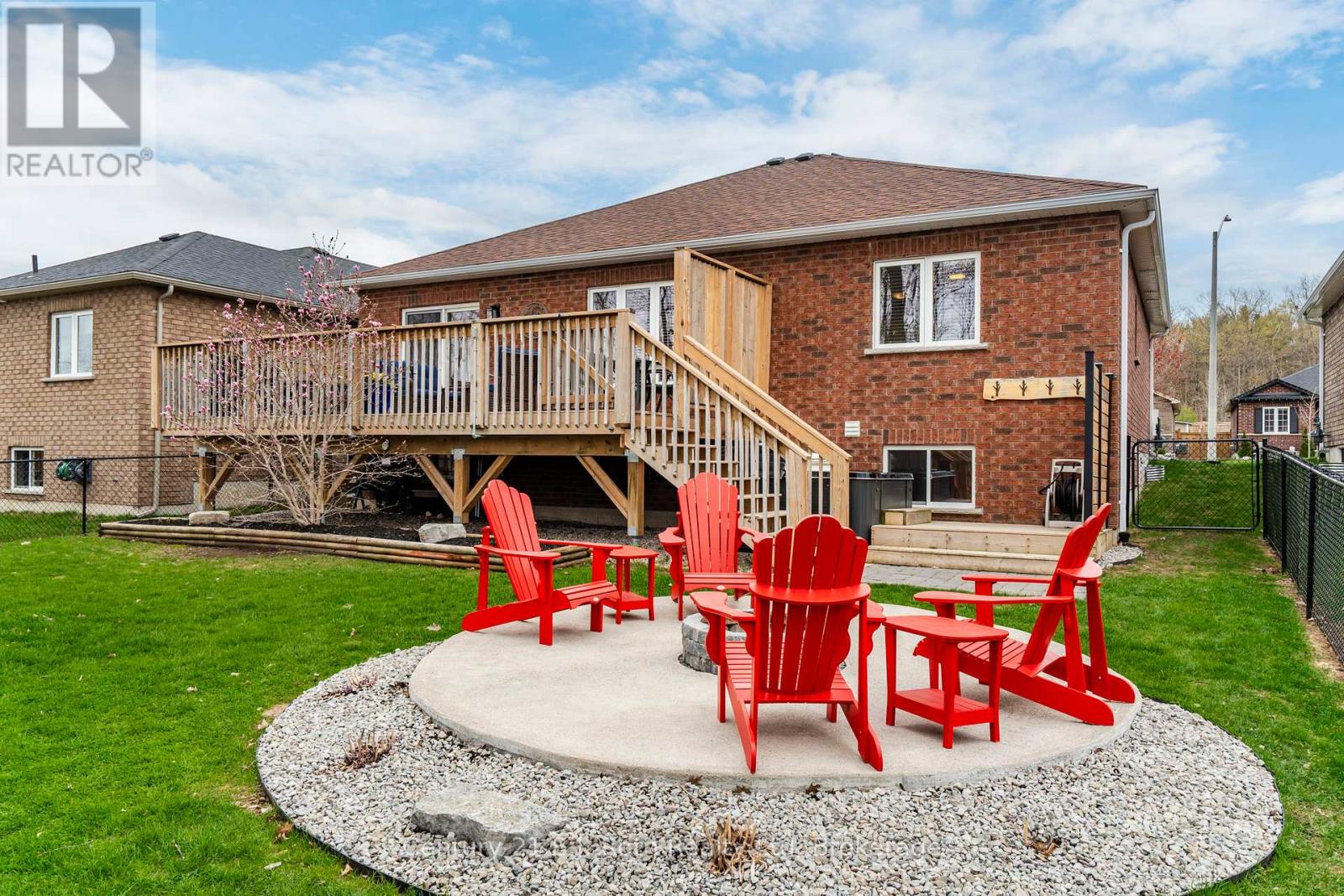24 Hunter Avenue, Tay (Victoria Harbour), Ontario  L0K 2A0 - Photo 38 - S13113650