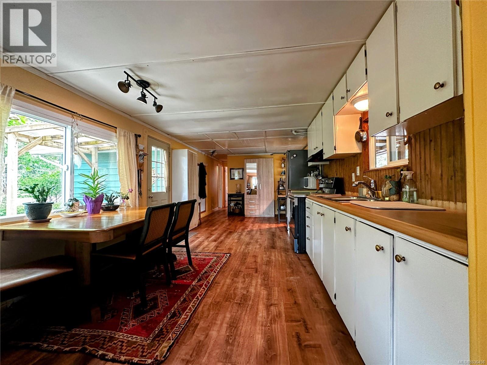 5097 Grouhel Rd, Ladysmith, British Columbia  V9G 1J4 - Photo 6 - 1036458