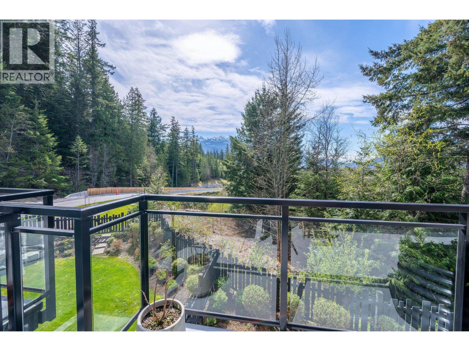 41203 Highline Place, Squamish, British Columbia V8B 1C2 - Photo 10 - R3110637