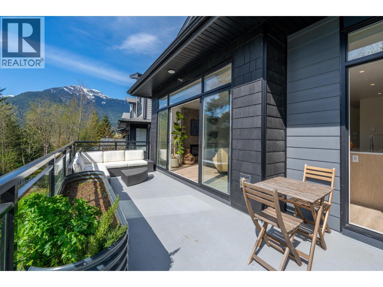 41203 Highline Place, Squamish, British Columbia V8B 1C2 - Photo 11 - R3110637