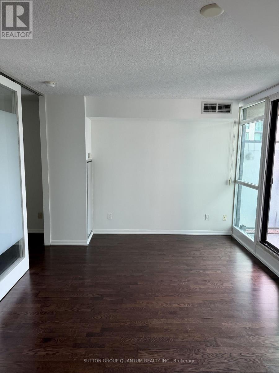 615 - 215 Fort York Boulevard, Toronto, Ontario  M5V 4A2 - Photo 13 - C13073298