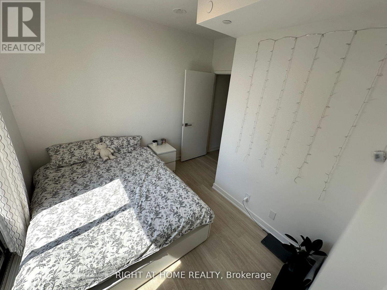 903 - 30 Tretti Way, Toronto, Ontario  M3H 0E3 - Photo 10 - C13113458
