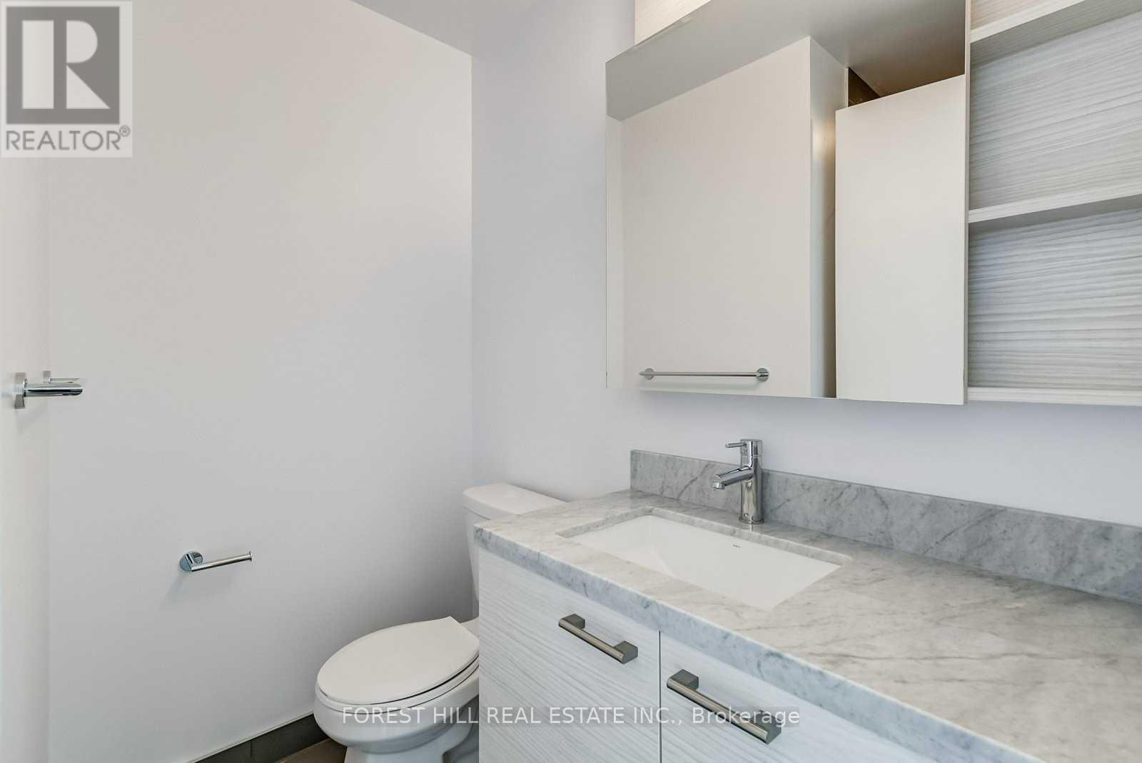 5703 - 2221 Yonge Street, Toronto, Ontario  M4S 2B4 - Photo 9 - C13113470