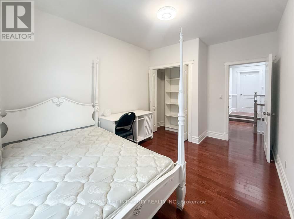 Unit A - 275 Estelle Avenue, Toronto, Ontario  M2N 5J4 - Photo 2 - C13113566