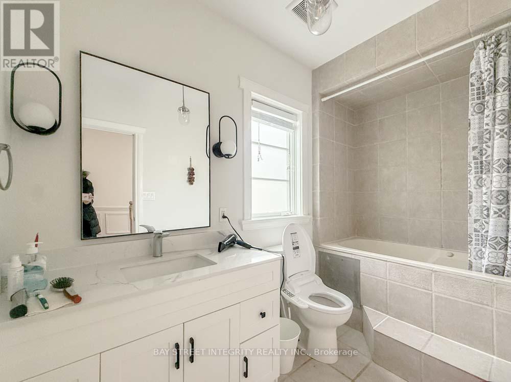 Unit A - 275 Estelle Avenue, Toronto, Ontario  M2N 5J4 - Photo 8 - C13113566