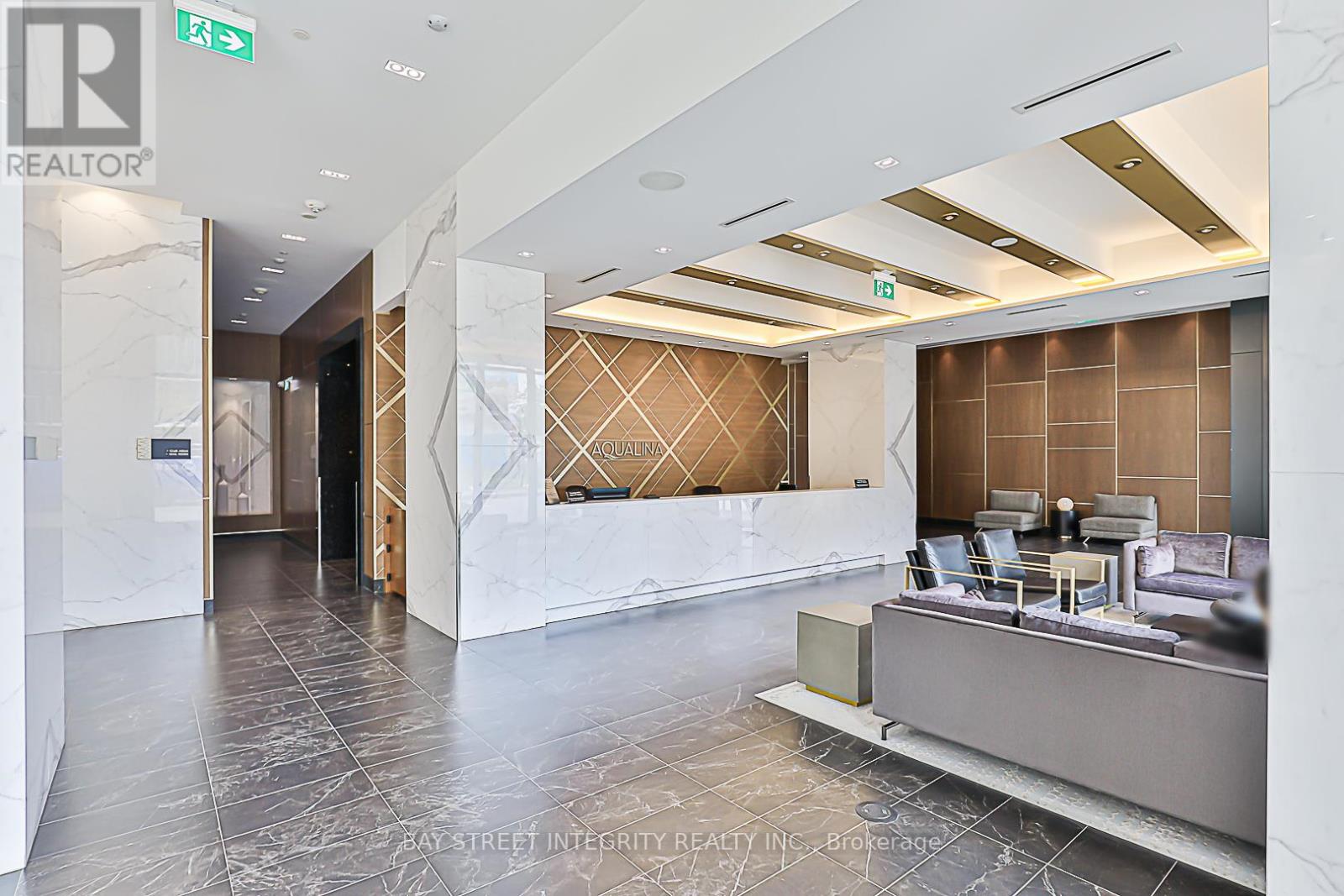 405 - 15 Merchants' Wharf, Toronto, Ontario  M5A 0N8 - Photo 2 - C13113572