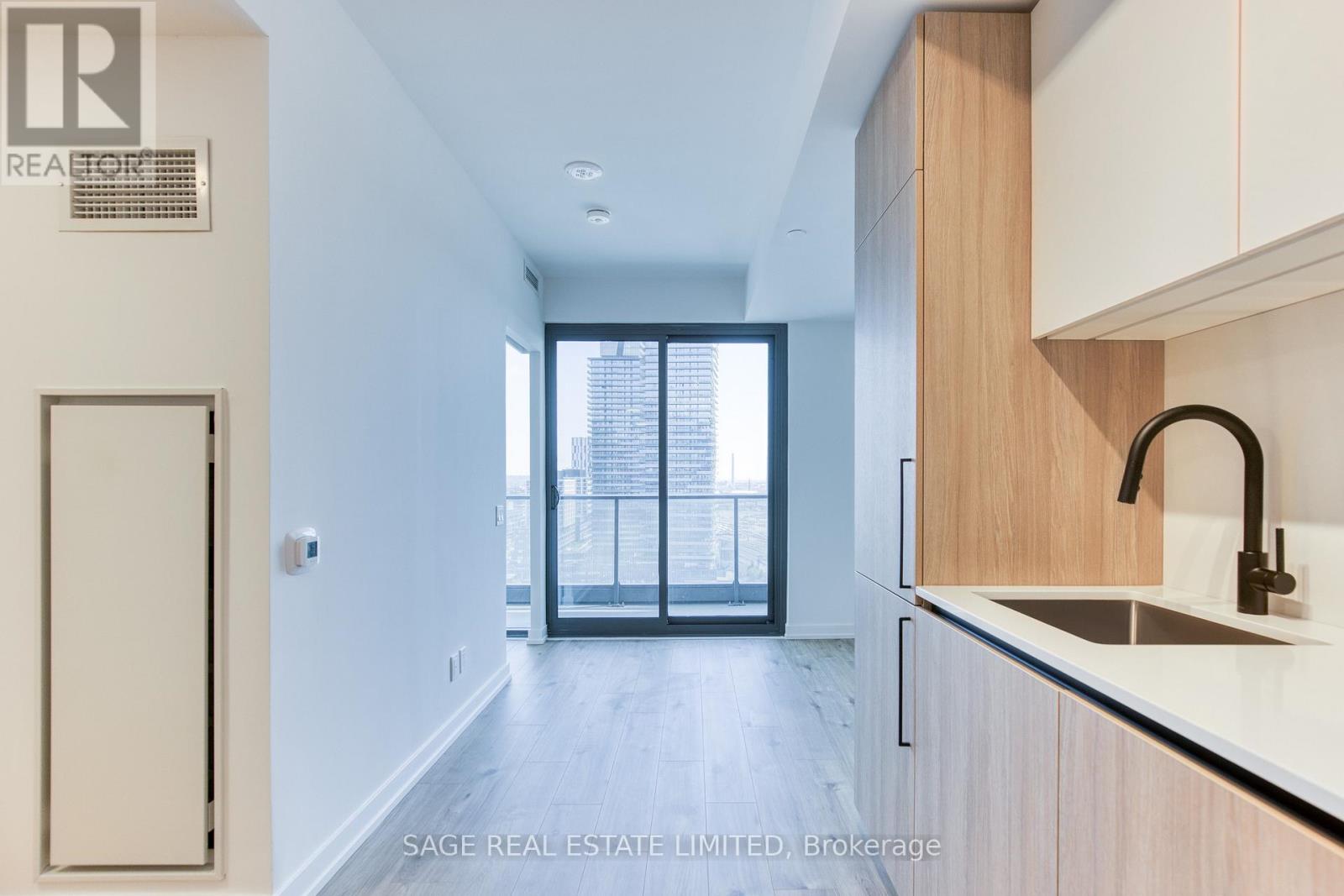 1712 - 35 Parliament Street, Toronto, Ontario  M5A 0Z5 - Photo 1 - C13113618