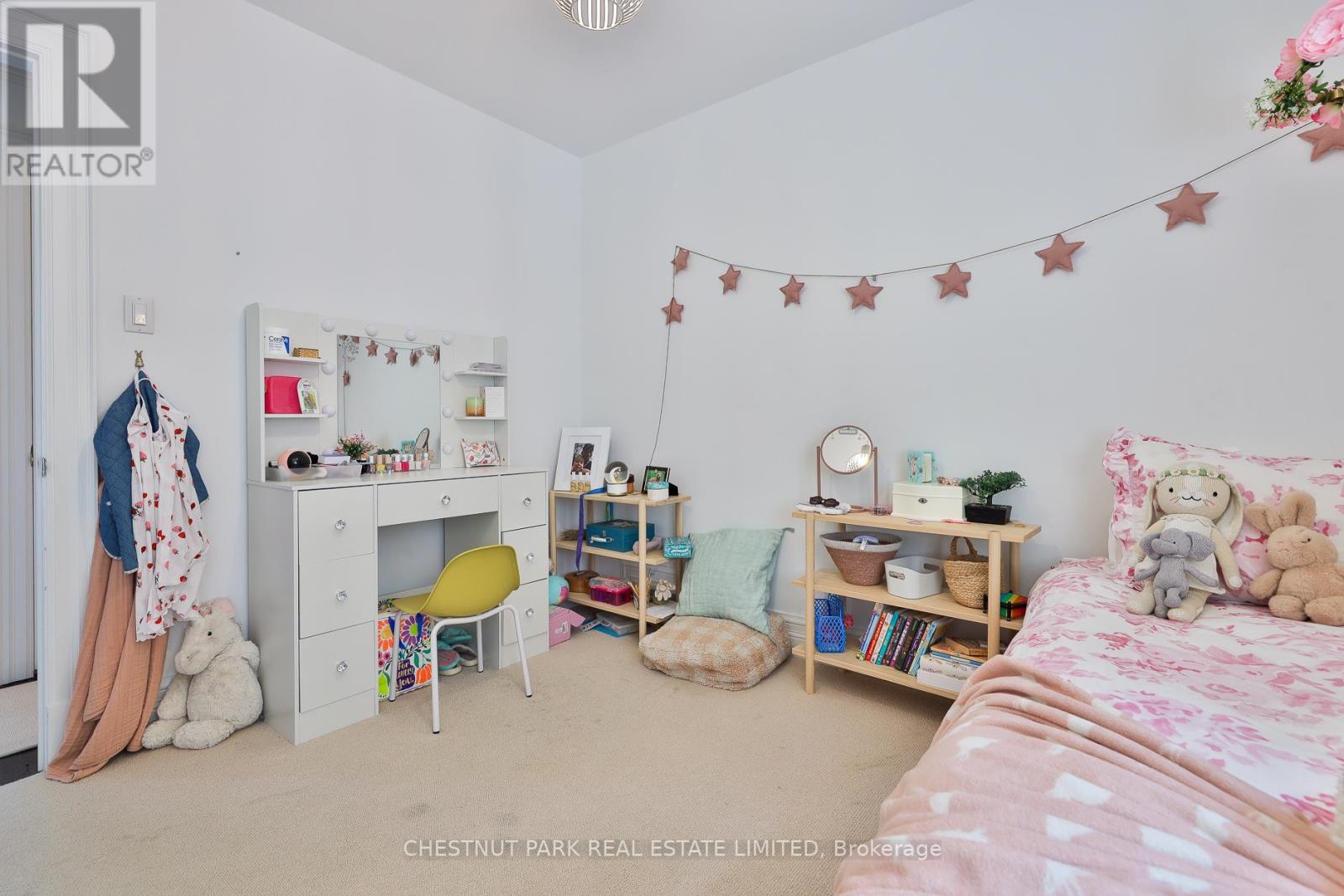 21 Douglas Crescent, Toronto, Ontario  M4W 2E6 - Photo 32 - C13113652