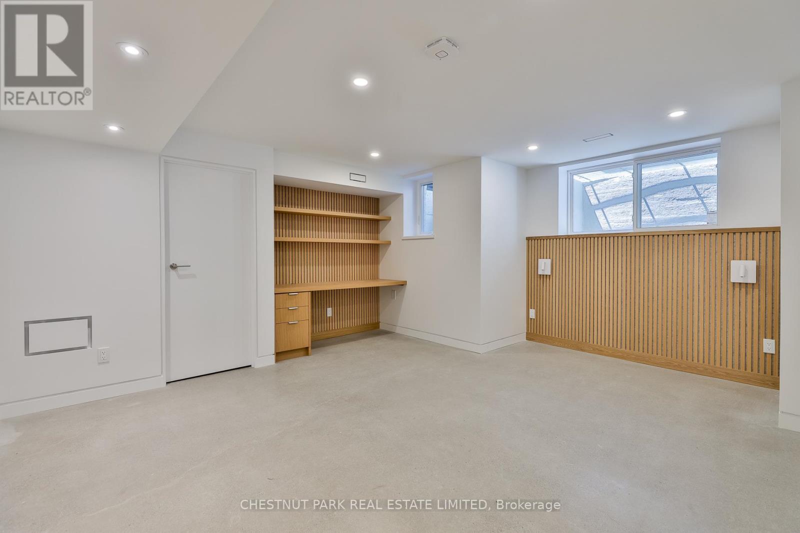 21 Douglas Crescent, Toronto, Ontario  M4W 2E6 - Photo 39 - C13113652