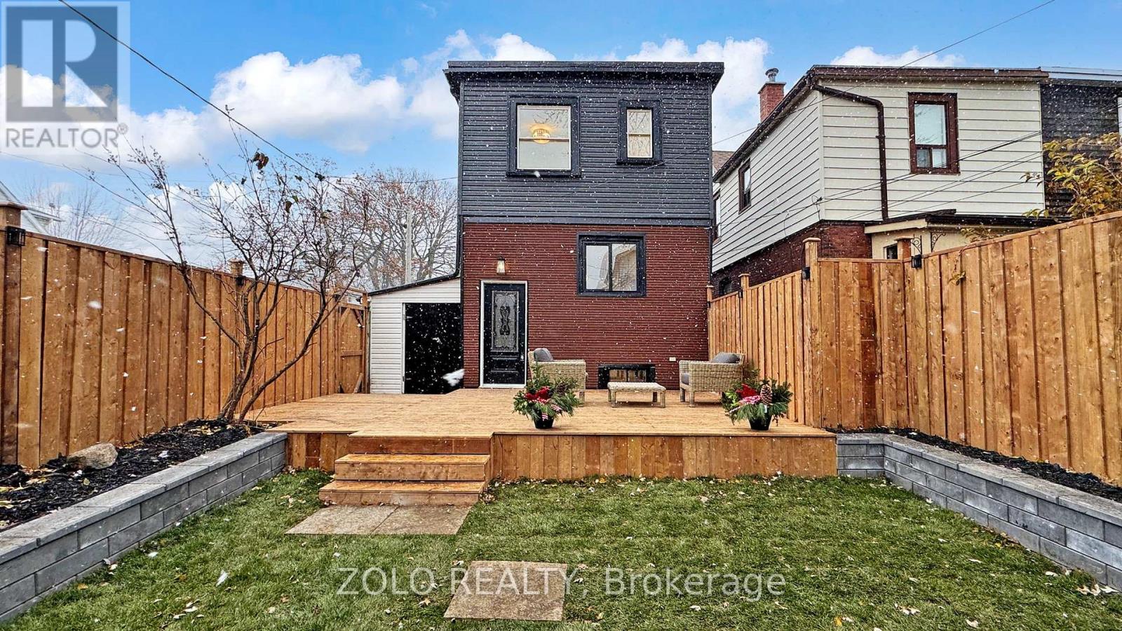 98 Woodmount Avenue, Toronto, Ontario  M4C 3Y2 - Photo 41 - E13113486
