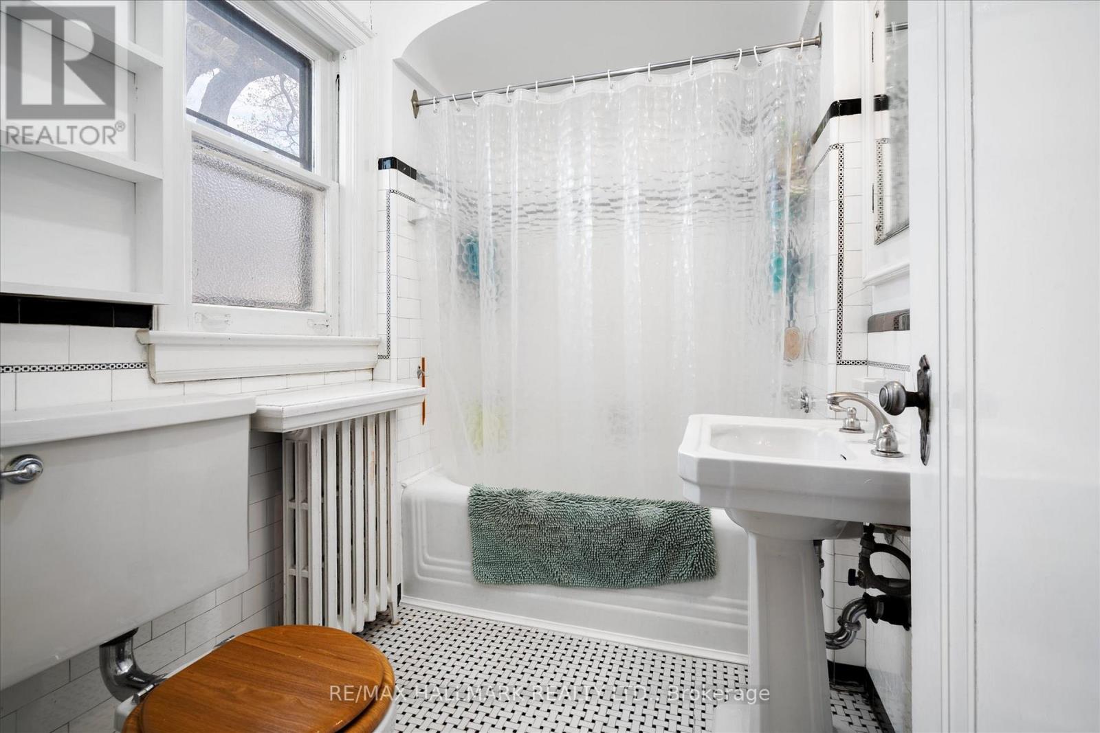 50 Benlamond Avenue, Toronto, Ontario  M4E 1Y9 - Photo 47 - E13113564