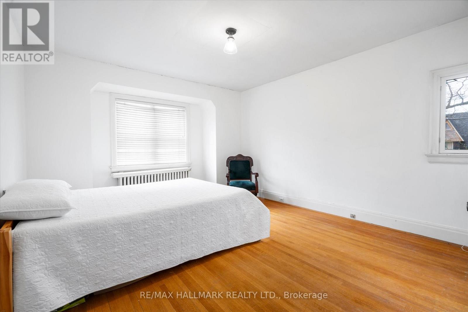 50 Benlamond Avenue, Toronto, Ontario  M4E 1Y9 - Photo 7 - E13113564