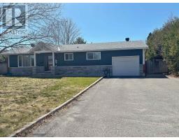 18 FOREST PARK AVENUE, Ottawa, Ontario