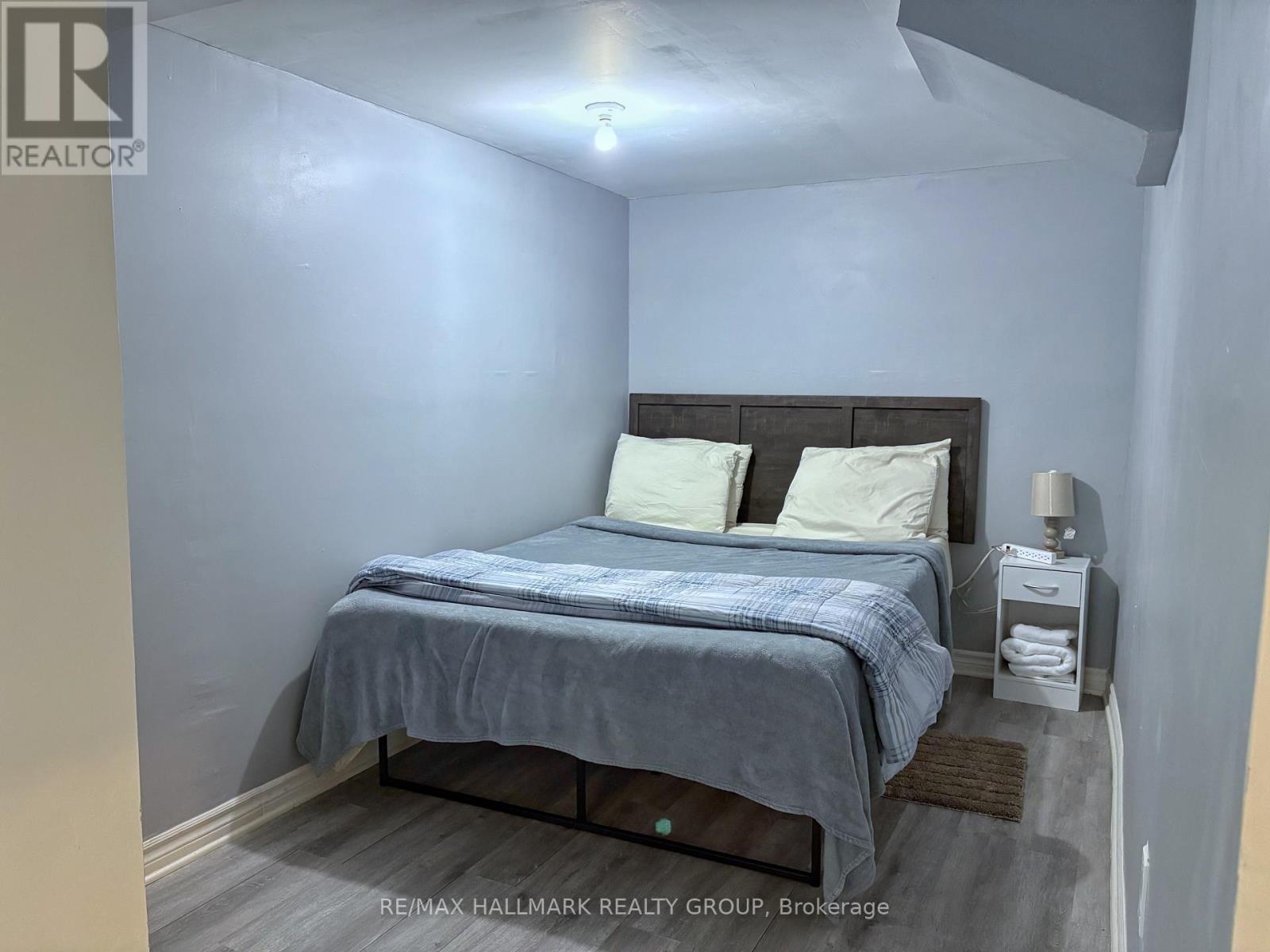 18 Forest Park Avenue, Ottawa, Ontario  K2E 5A1 - Photo 28 - X12905536