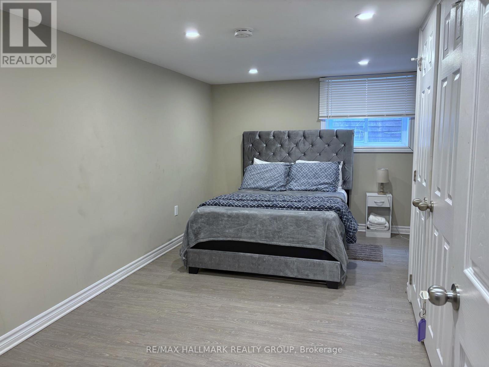 18 Forest Park Avenue, Ottawa, Ontario  K2E 5A1 - Photo 27 - X12905536