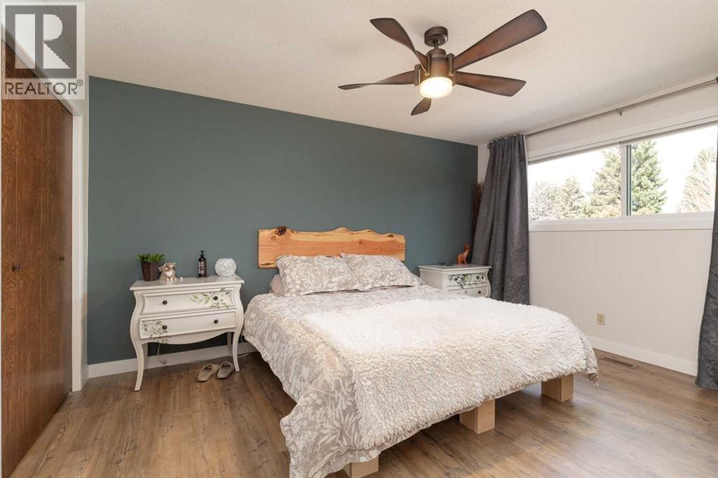 321 Normandy Road S, Lethbridge, Alberta  T1J 3X9 - Photo 11 - A2306776