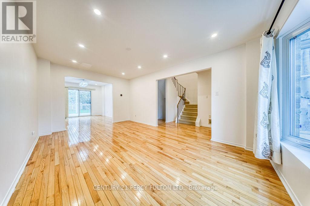 68 Colleen Street, Vaughan, Ontario  L4J 5G6 - Photo 8 - N13113446