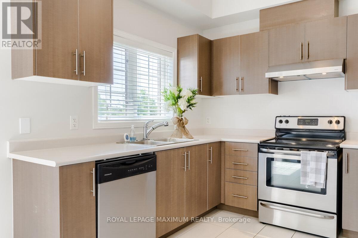 160 Gentile Circle, Vaughan, Ontario  L4H 3N3 - Photo 16 - N13113492