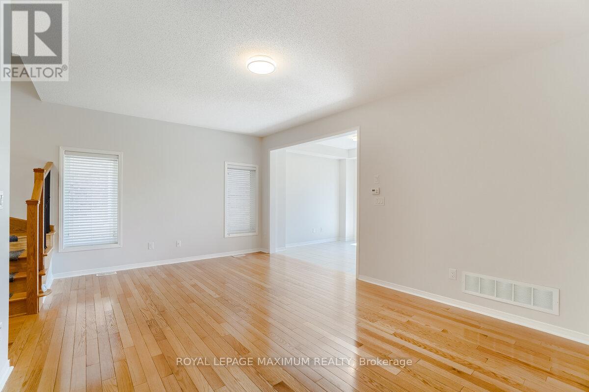160 Gentile Circle, Vaughan, Ontario  L4H 3N3 - Photo 8 - N13113492