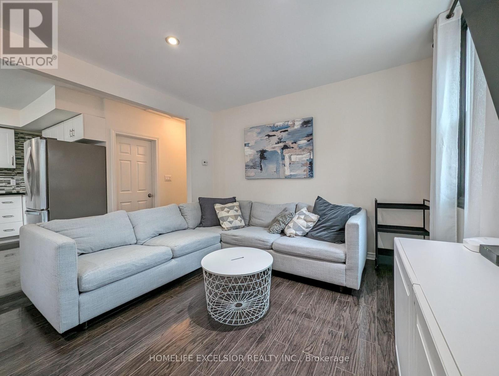 4 Albert Street, Whitchurch-Stouffville, Ontario  L4A 4H1 - Photo 10 - N13113660