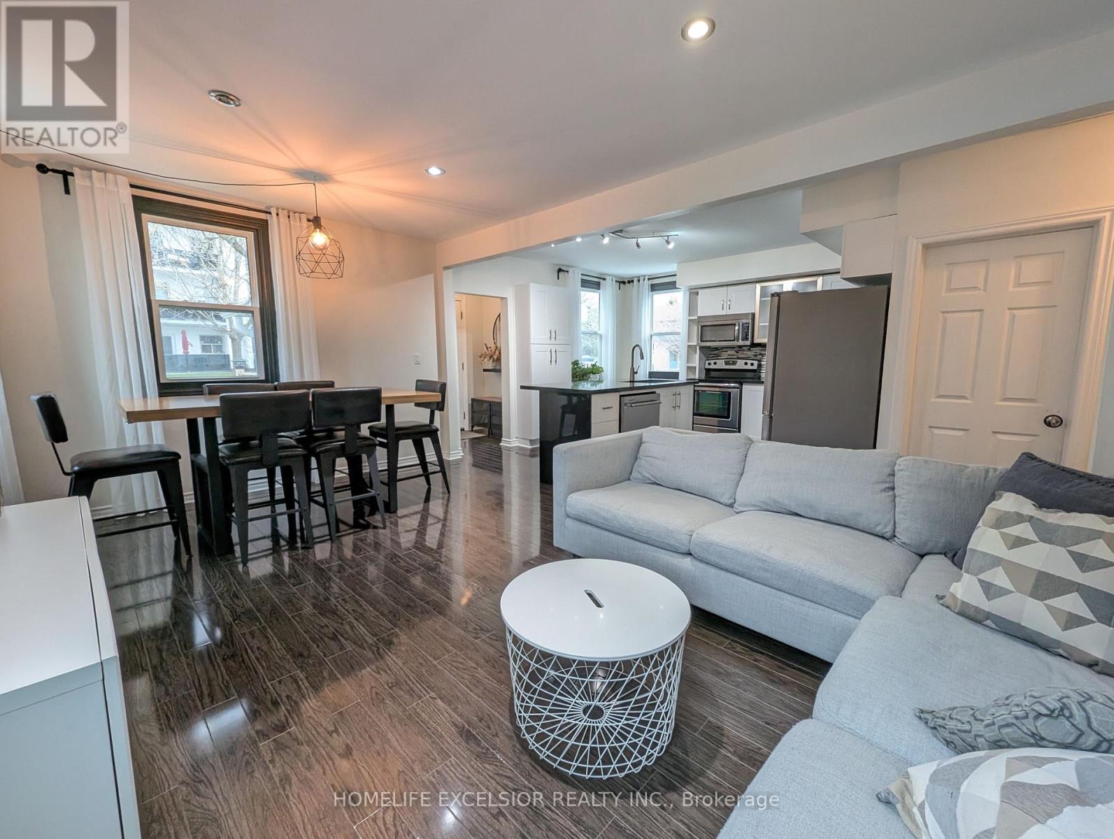 4 Albert Street, Whitchurch-Stouffville, Ontario  L4A 4H1 - Photo 11 - N13113660