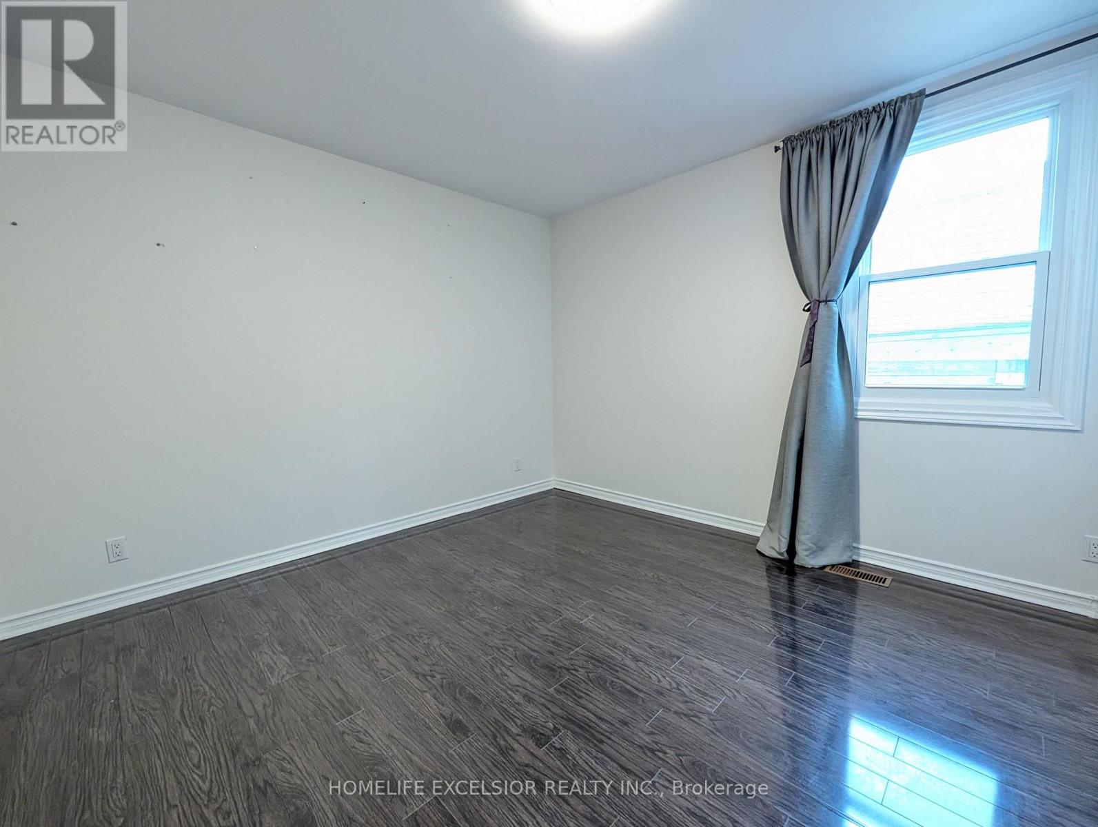 4 Albert Street, Whitchurch-Stouffville, Ontario  L4A 4H1 - Photo 14 - N13113660