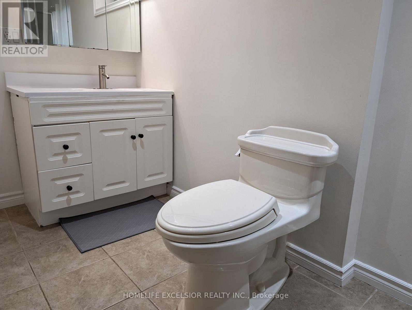 4 Albert Street, Whitchurch-Stouffville, Ontario  L4A 4H1 - Photo 32 - N13113660