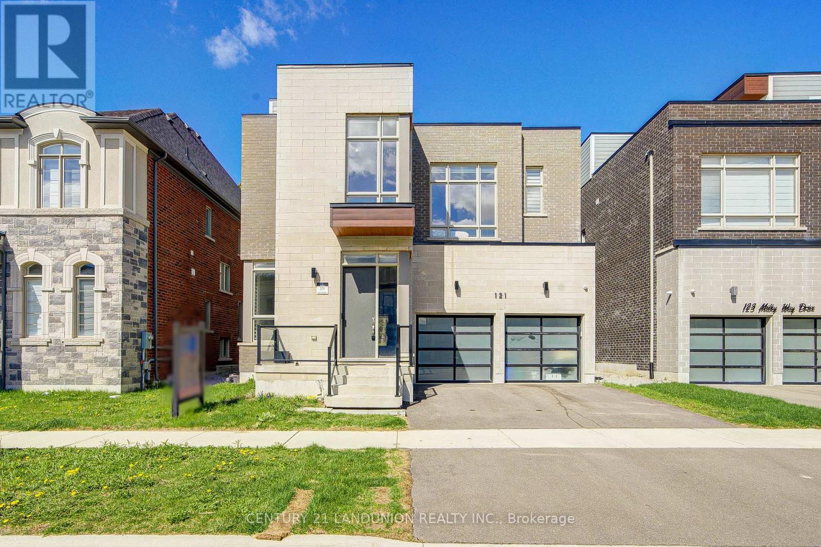 121 MILKY WAY DRIVE, Richmond Hill, Ontario