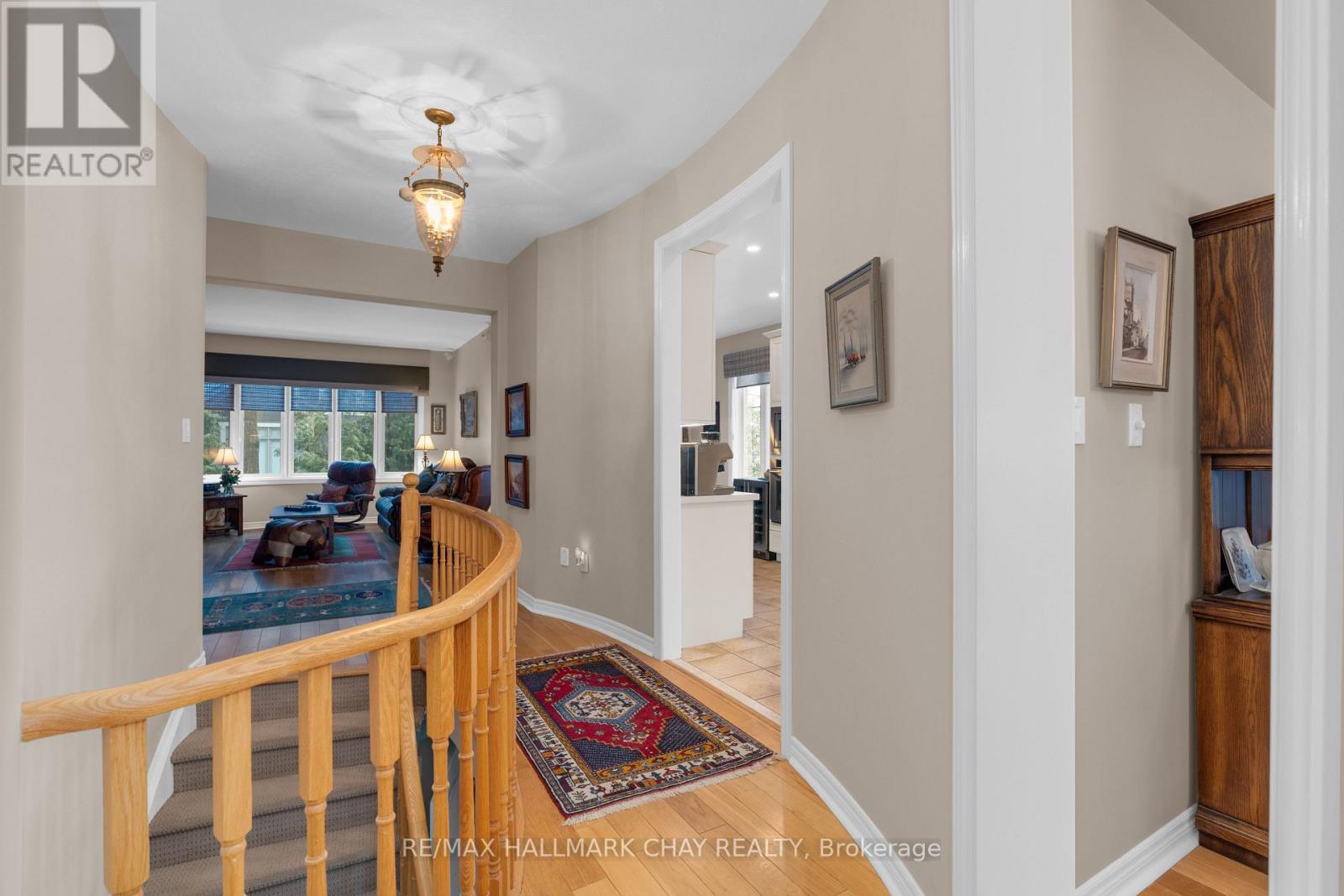 6 Oakmont Avenue, Oro-Medonte, Ontario  L0L 2L0 - Photo 6 - S13113552