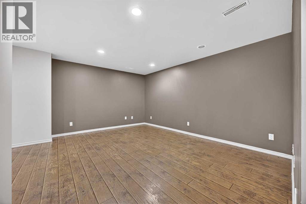 84 Macewan Glen Way Nw, Calgary, Alberta  T2K 2G7 - Photo 34 - A2307010