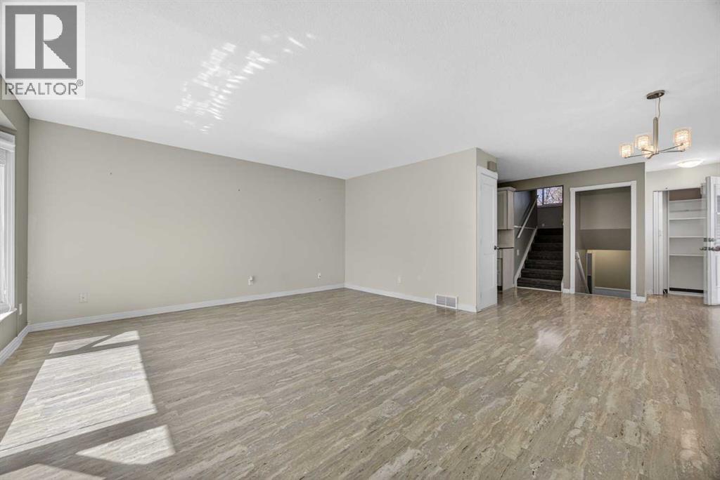84 Macewan Glen Way Nw, Calgary, Alberta  T2K 2G7 - Photo 11 - A2307010