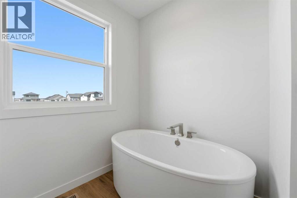 8 Tipping Avenue, Red Deer, Alberta  T4P 0Y9 - Photo 31 - A2309601