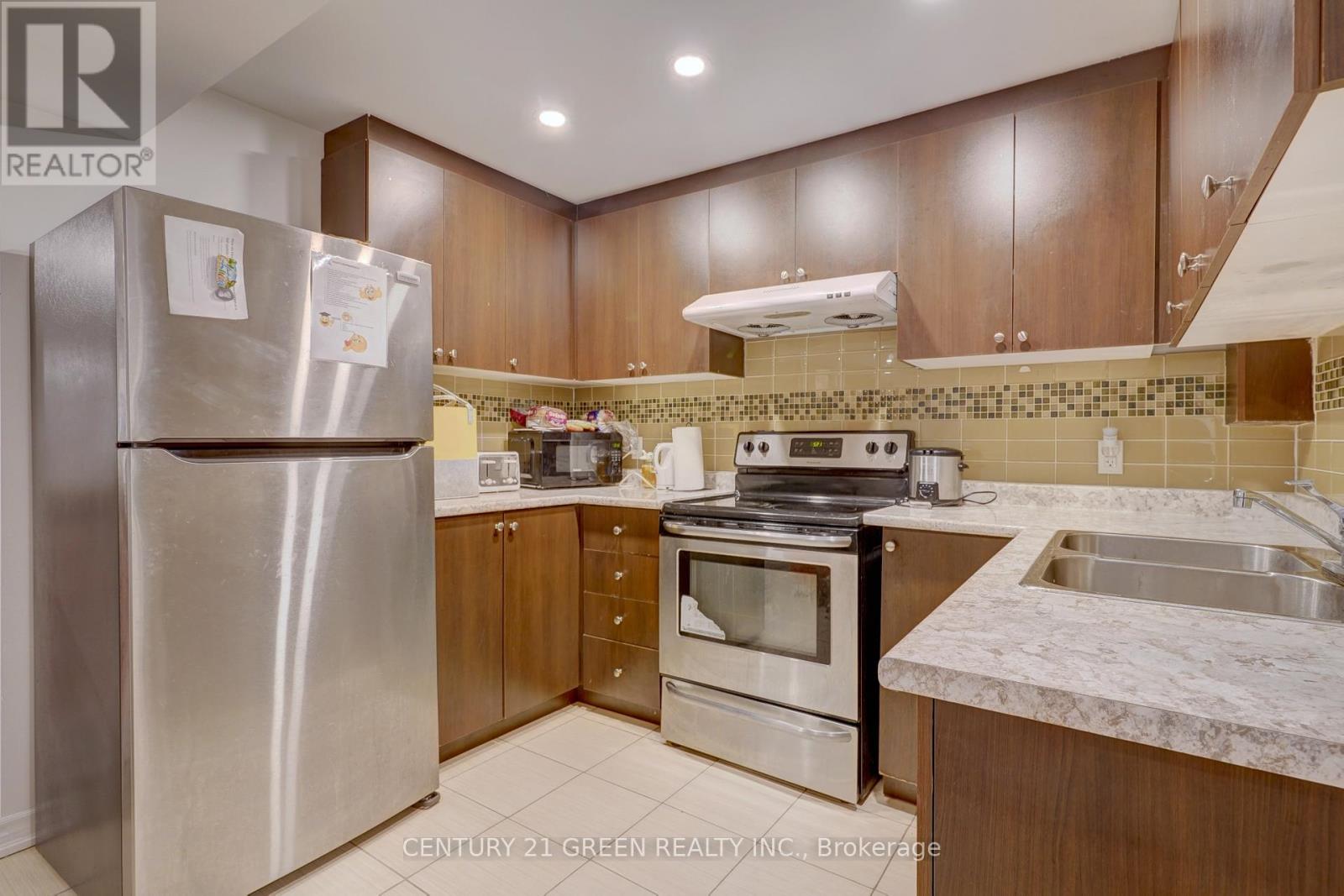 Basement - 5 Beechmont Drive, Brampton, Ontario  L6Y 0X1 - Photo 6 - W13113474