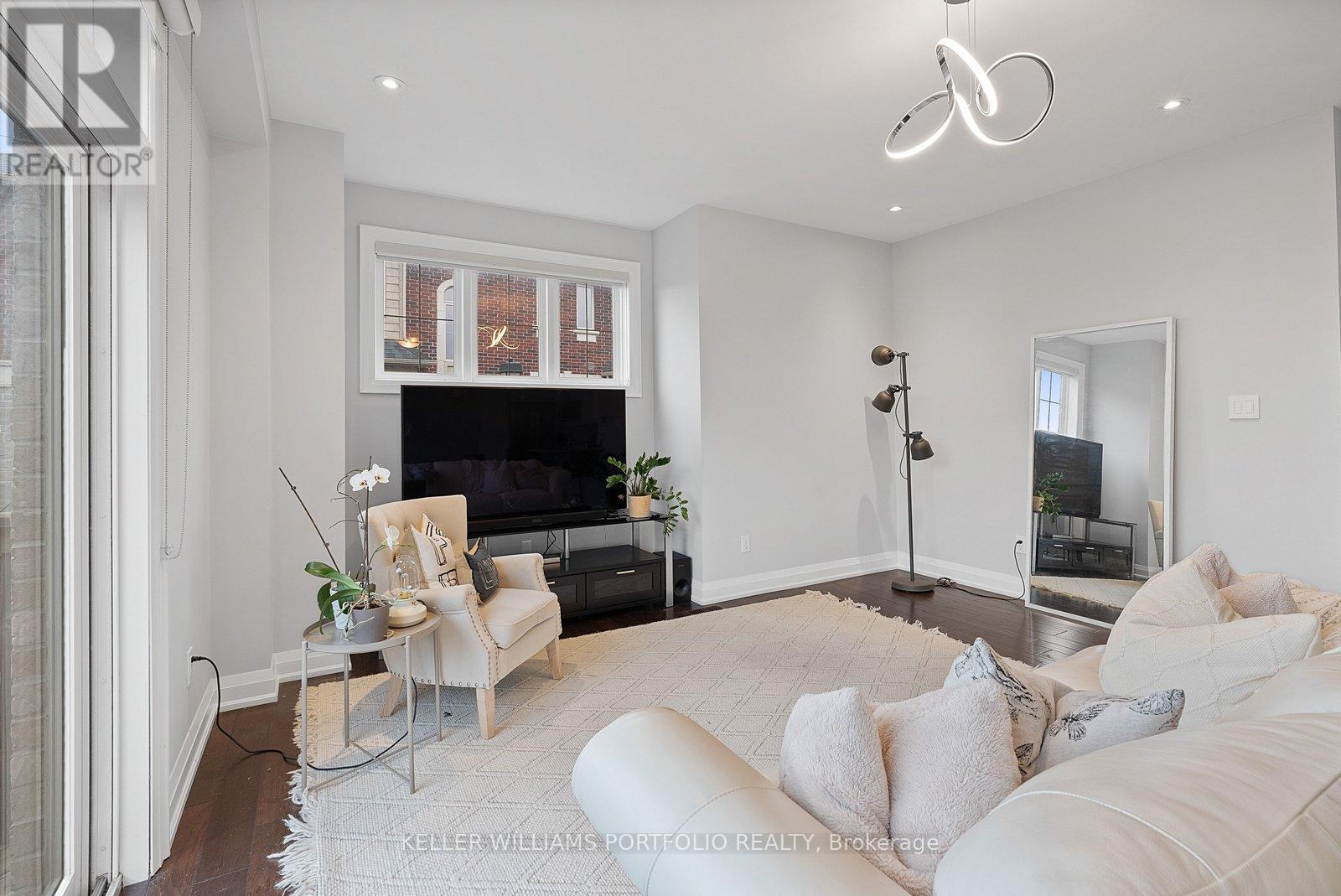 2016 Deerview Common, Oakville, Ontario  L6M 0Y2 - Photo 38 - W13113520