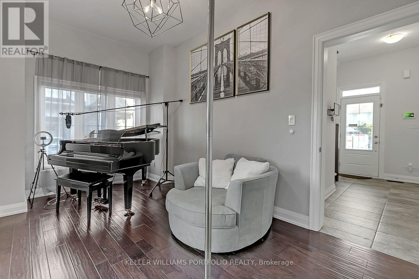 2016 Deerview Common, Oakville, Ontario  L6M 0Y2 - Photo 7 - W13113520